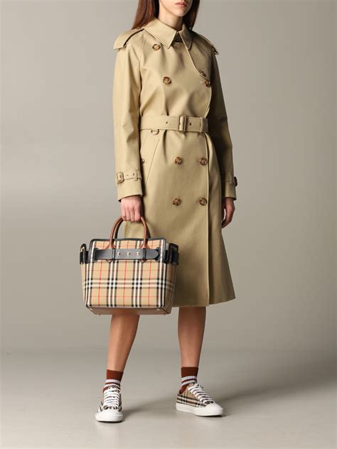 cappotto burberry donna outlet